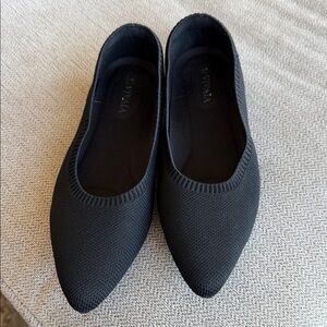 VIVAIA Black Knit Pointed Ballet Flats by VIVAIA size 6.5 or 36.5